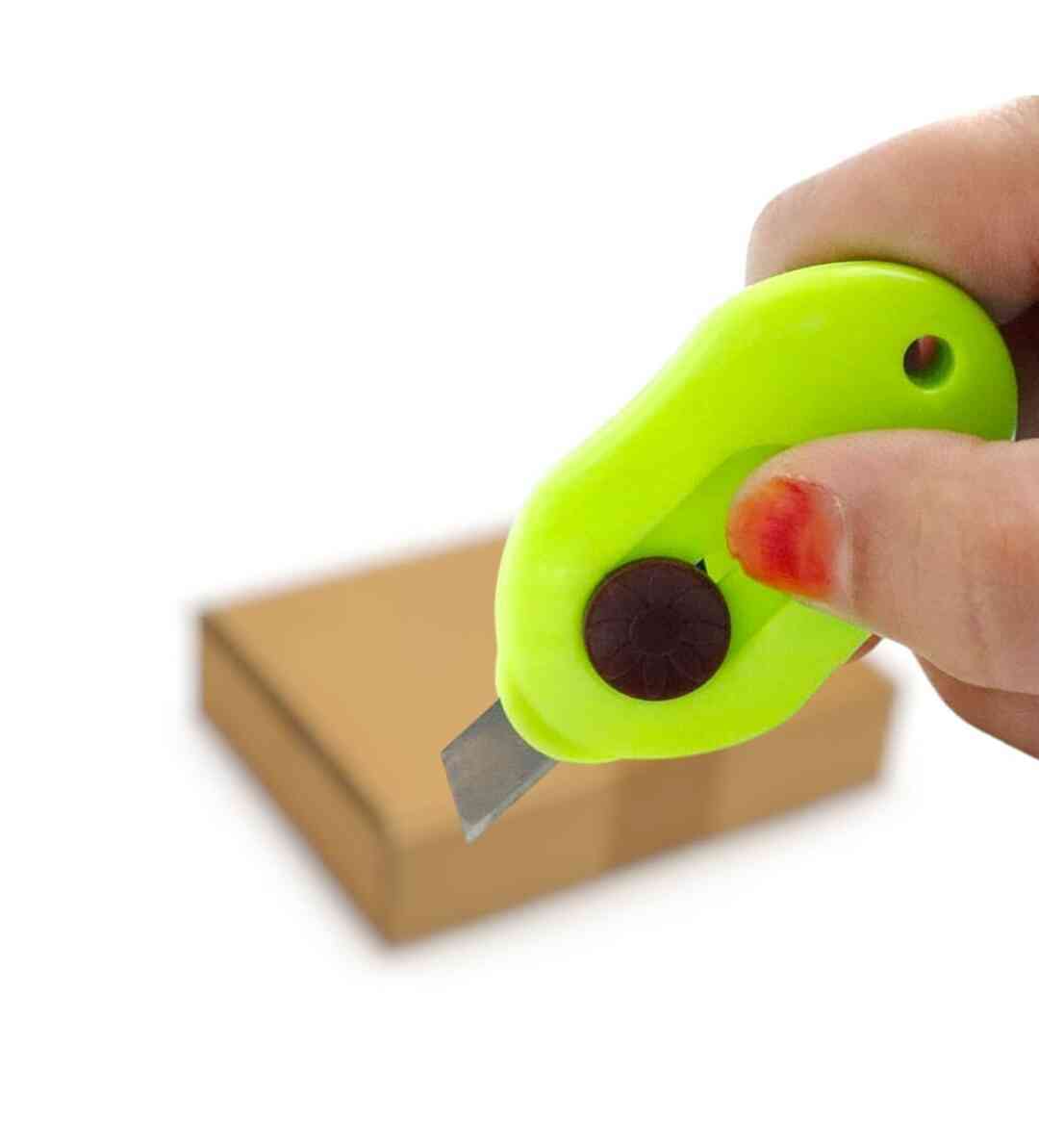 Mini Pocket Cutter